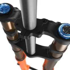 Fourche Fox Racing Shox 40 Factory Series 203 Mm Grip2 HSC/LSC/HSR/LSR 20TAX110 Noir 9 Fourche Fox Racing Shox 40 Factory Series 203 Mm Grip2 HSC/LSC/HSR/LSR 20TAX110 Noir -Pieces Velo Magasin fox 910 20 244 c 004