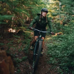 Veste Fine Coupe-vent Gore Wear Lupra GORE-TEX INFINIUM™ Vert Foncé Femme -Pieces Velo Magasin gow 100872bh00 006