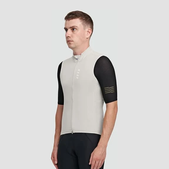 Gilet MAAP Draft Team Blanc Gris 2 Gilet MAAP Draft Team Blanc Gris – Image 2