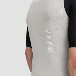 Gilet MAAP Draft Team Blanc Gris 10 Gilet MAAP Draft Team Blanc Gris -Pieces Velo Magasin map mav097 fog 005