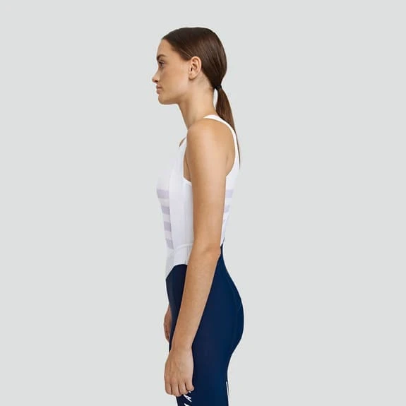 Maillot De Corps MAAP Emblem Team Bretelles Blanc Lilas Femme 4 Maillot De Corps MAAP Emblem Team Bretelles Blanc Lilas Femme – Image 4