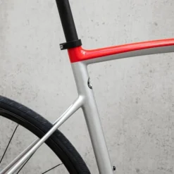 Vélo De Route Ridley Fenix SL Disc Shimano 105 Mix Rouge Argent -Pieces Velo Magasin rid sbifsdrid536 c 006